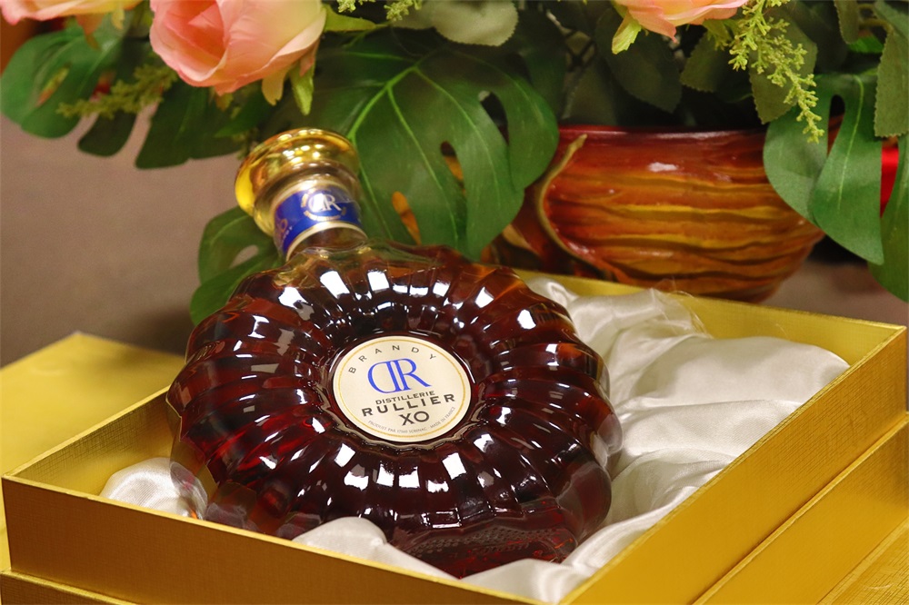 如何開(kāi)一家紅酒加盟店